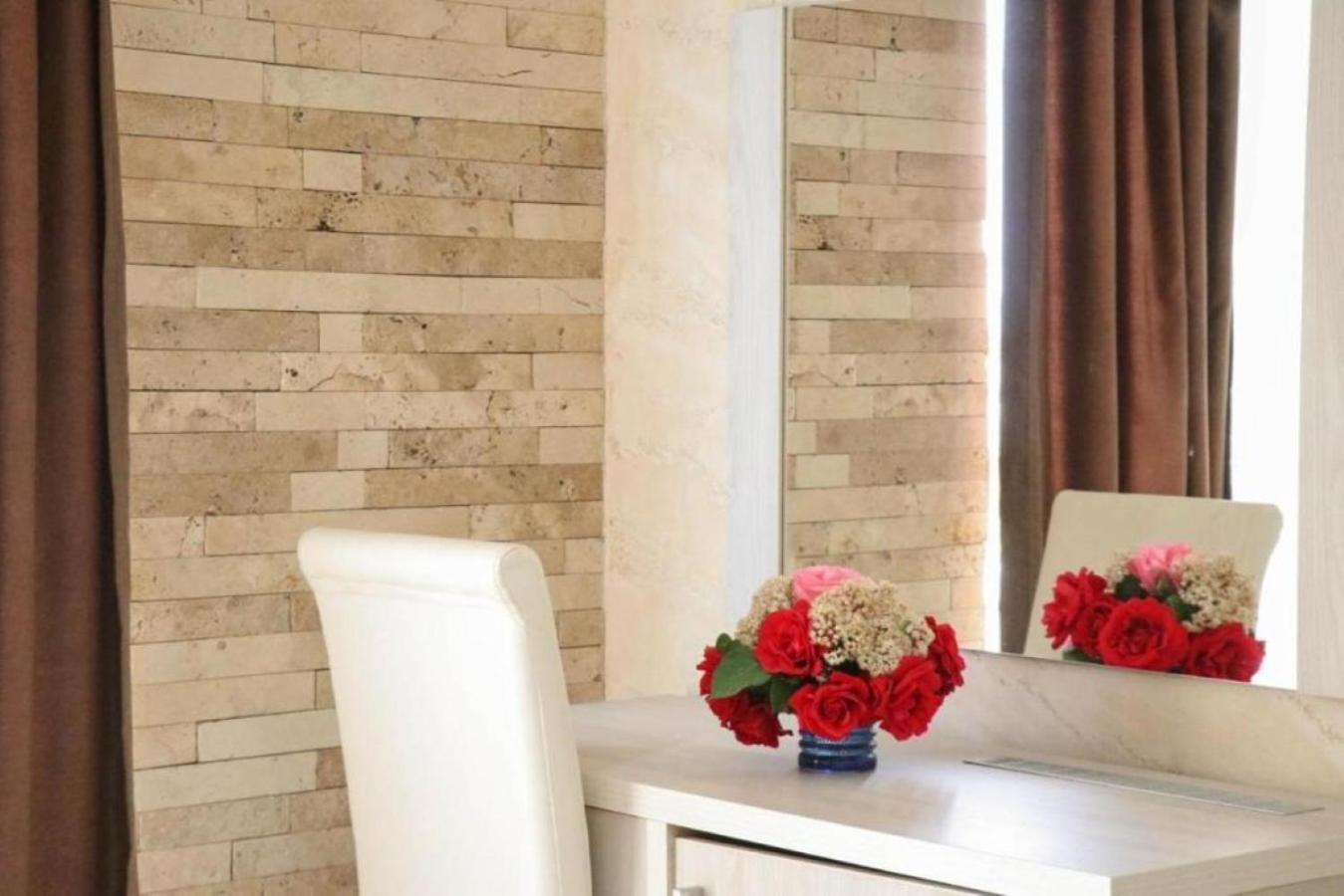 Imperial Hotel Ulcinj Ngoại thất bức ảnh